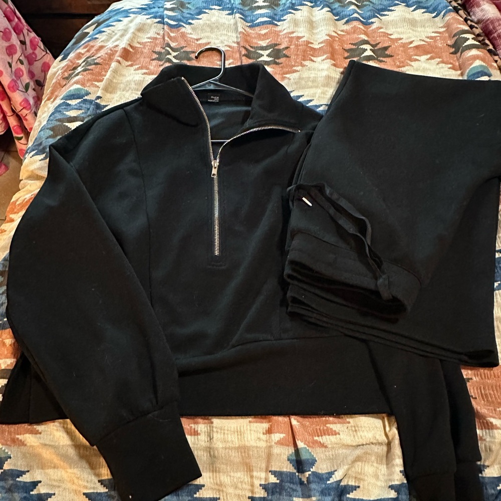 Women's Black Zip-Up Jacket